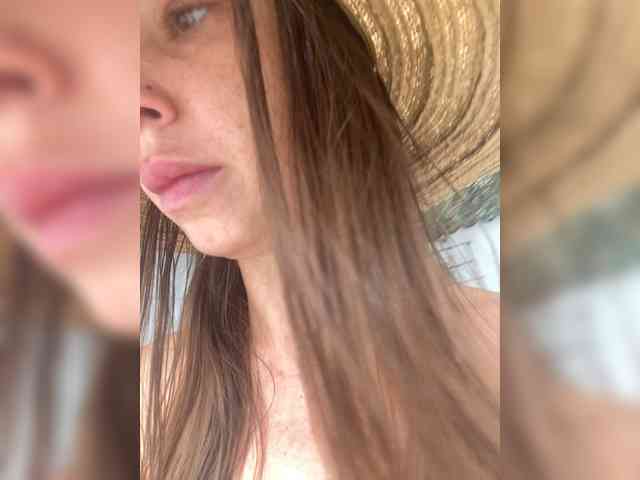 Miss_Milka webcam
