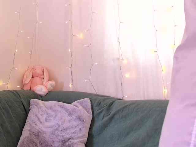 Miss_Milka webcam