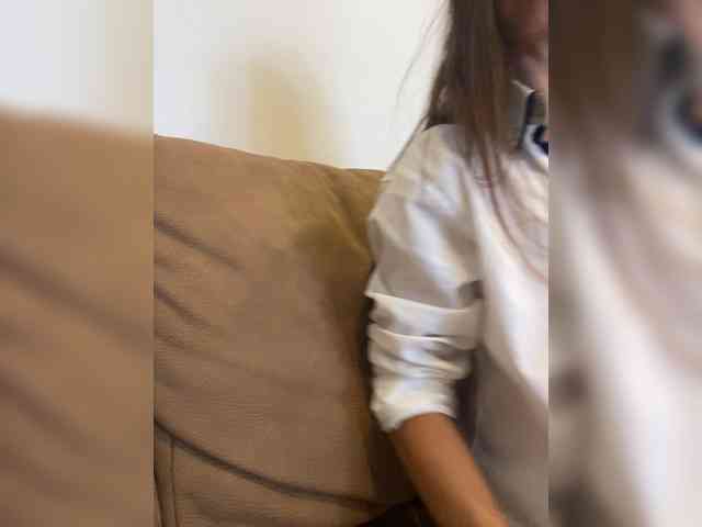 Miss_Milka webcam