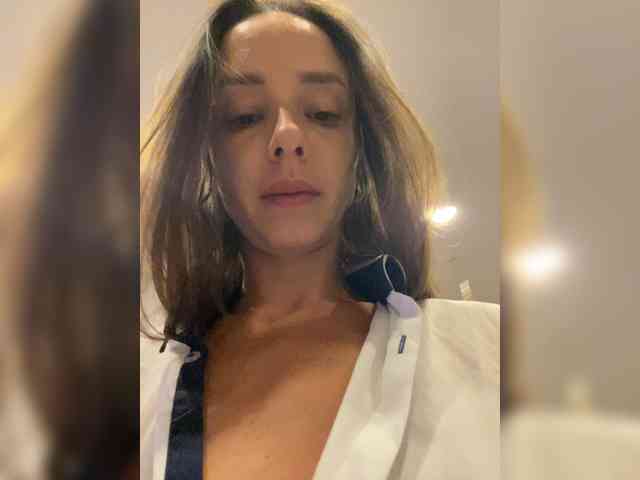 Miss_Milka webcam