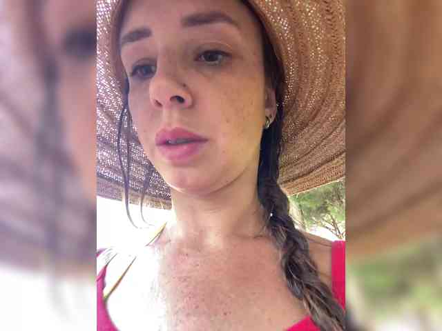 Miss_Milka webcam