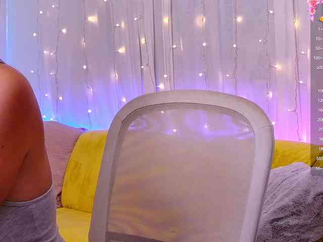 Miss_Milka webcam