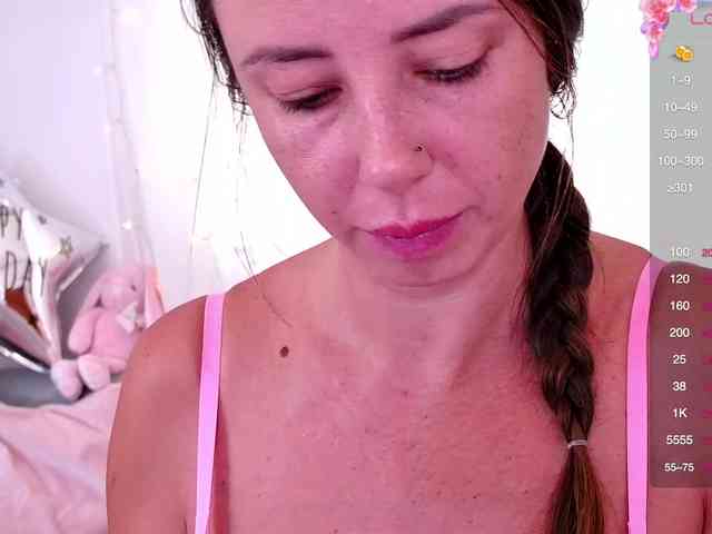 Miss_Milka webcam