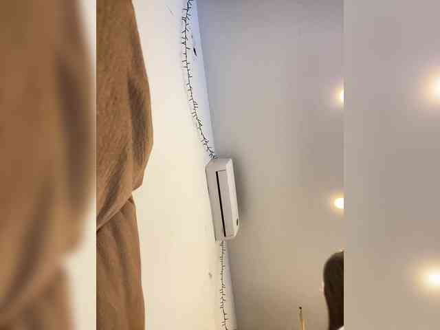 Miss_Milka webcam