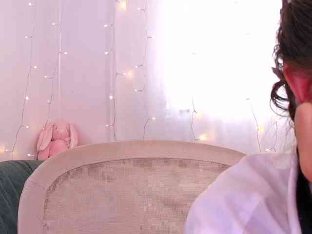 Miss_Milka webcam