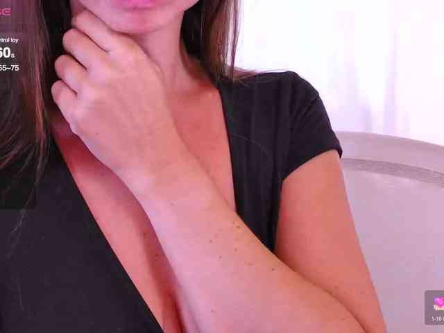 Miss_Milka webcam