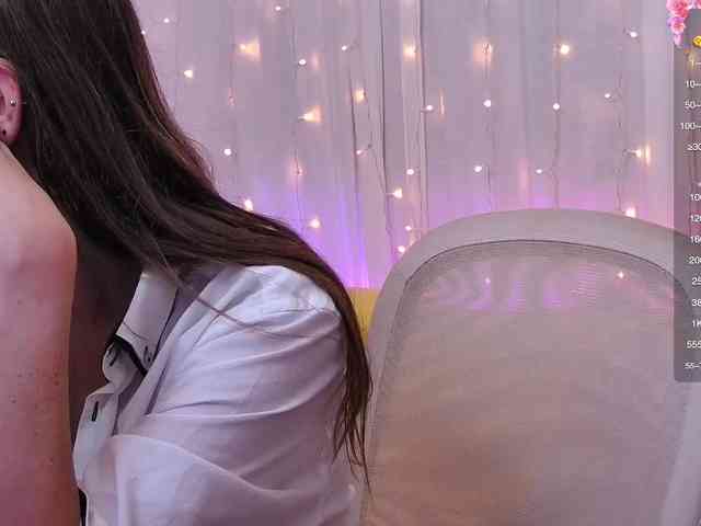 Miss_Milka webcam