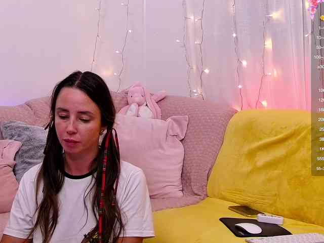 Miss_Milka webcam