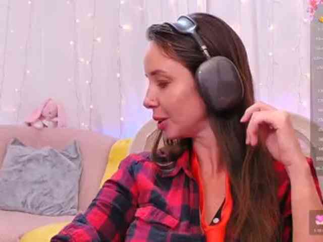Miss_Milka webcam