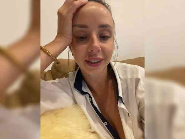 Miss_Milka webcam
