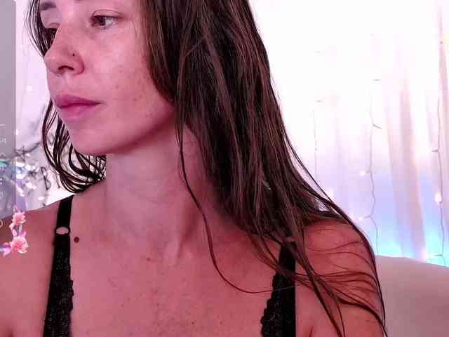 Miss_Milka webcam