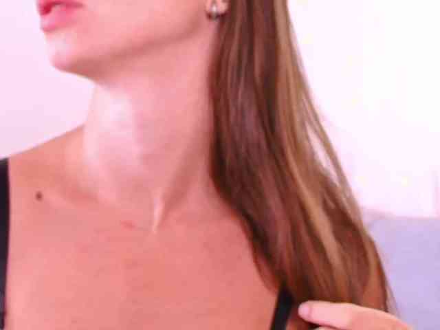 Miss_Milka webcam