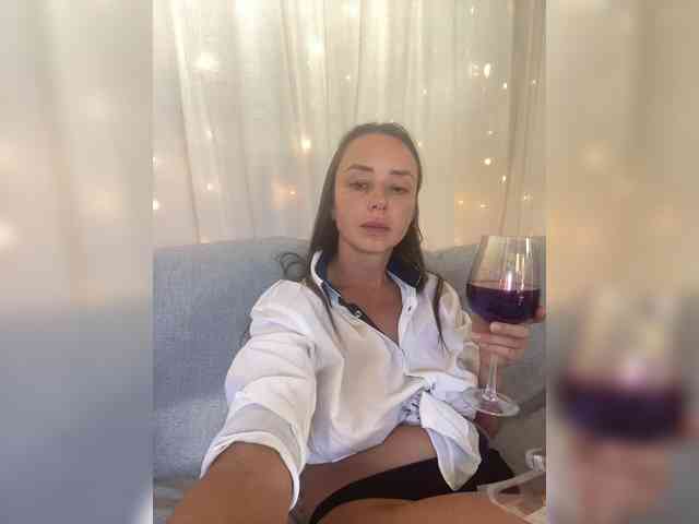 Miss_Milka webcam