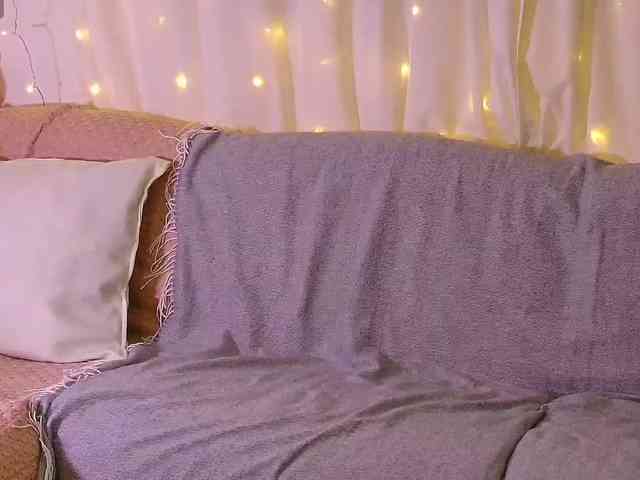 Miss_Milka webcam