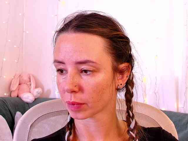 Miss_Milka webcam