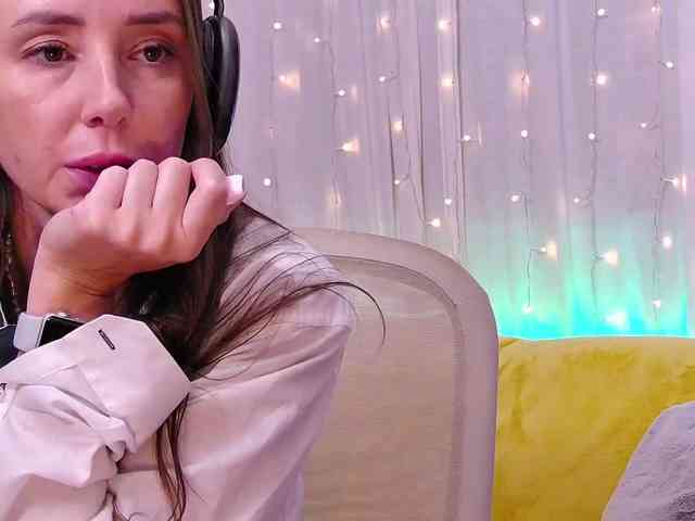 Miss_Milka webcam