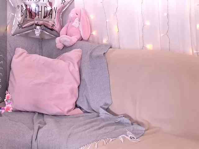 Miss_Milka webcam