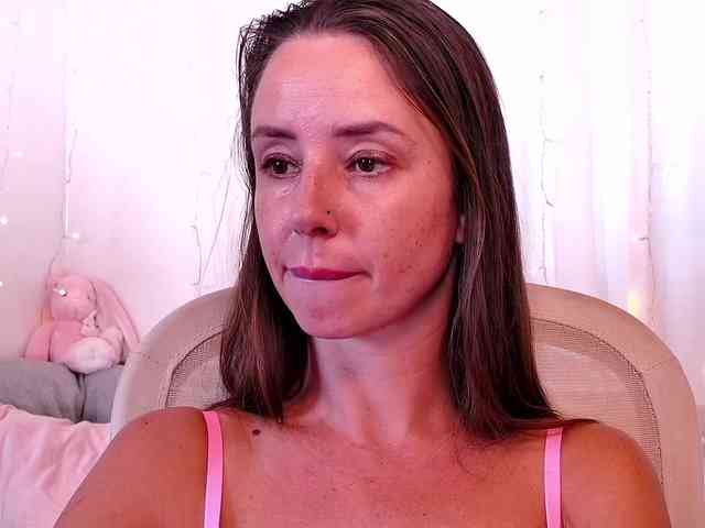 Miss_Milka webcam