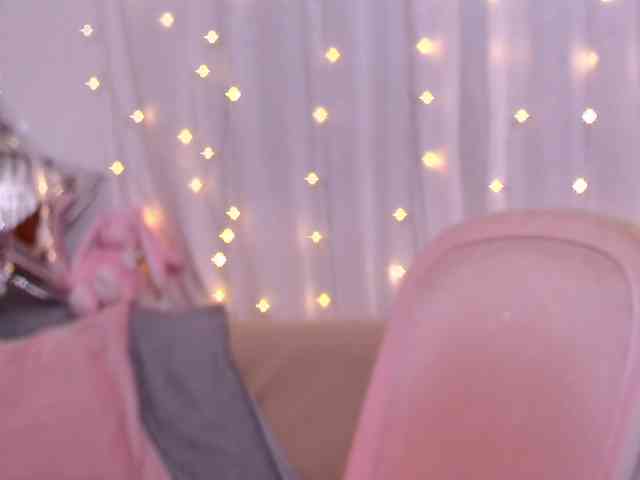 Miss_Milka webcam
