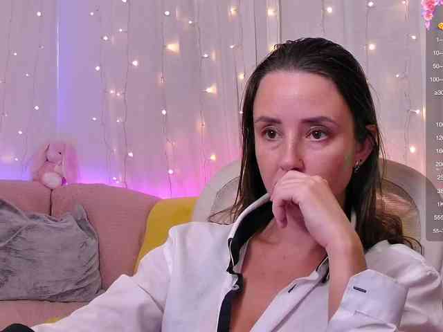 Miss_Milka webcam