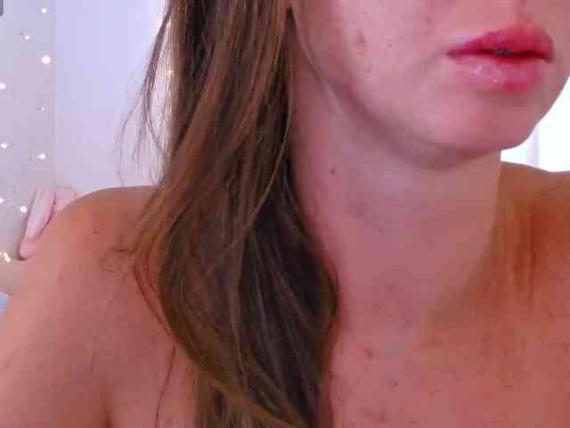 Miss_Milka webcam