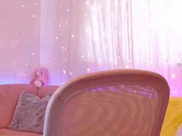 Miss_Milka webcam