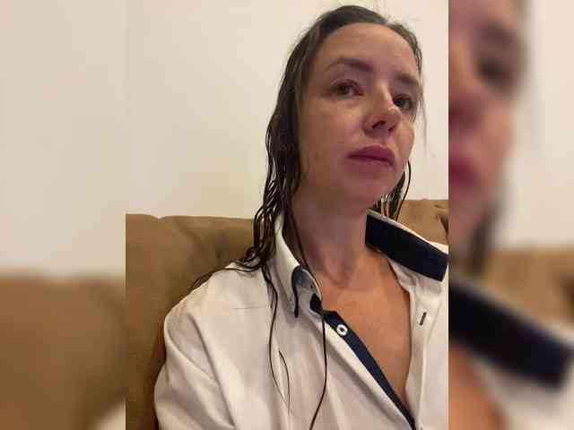 Miss_Milka webcam