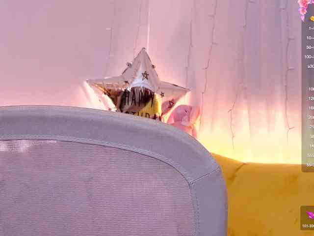 Miss_Milka webcam