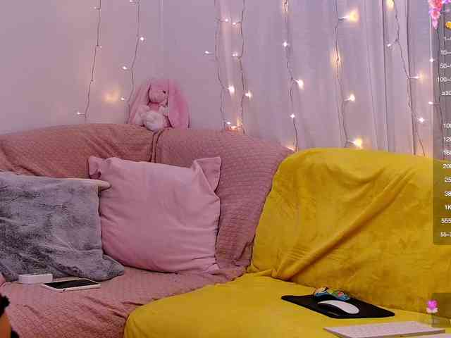Miss_Milka webcam