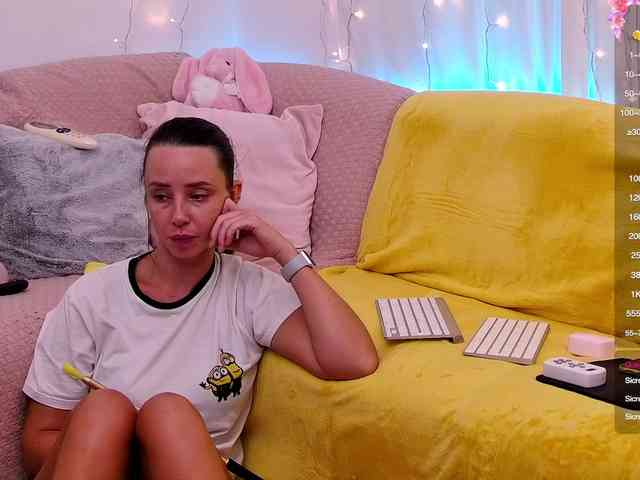 Miss_Milka webcam