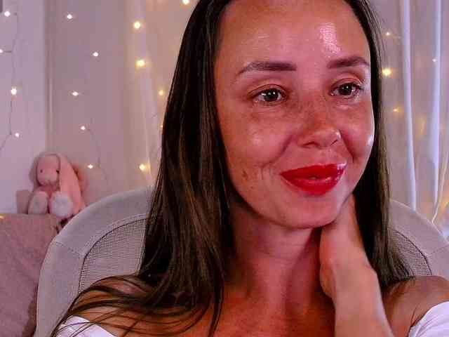 Miss_Milka webcam