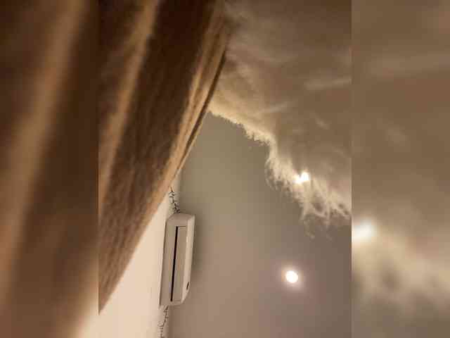 Miss_Milka webcam
