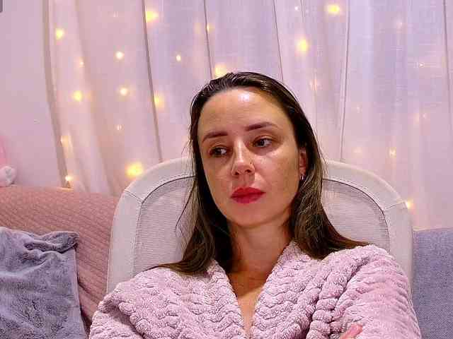 Miss_Milka webcam