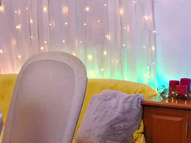 Miss_Milka webcam