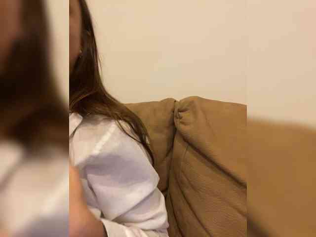 Miss_Milka webcam