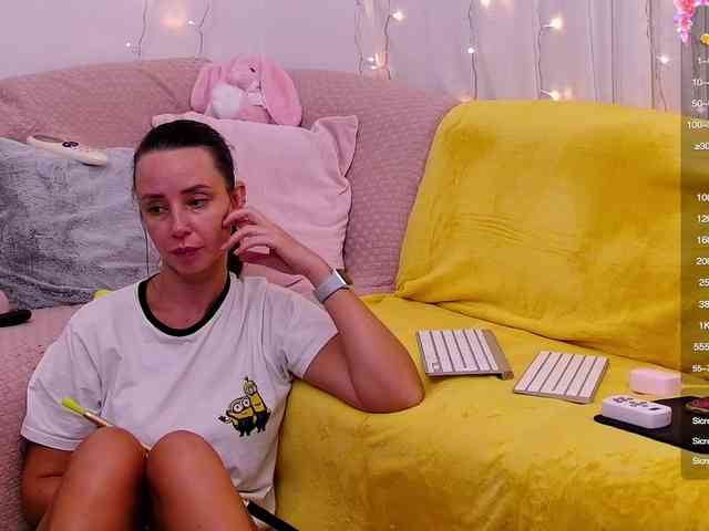 Miss_Milka webcam