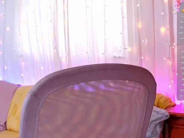Miss_Milka webcam