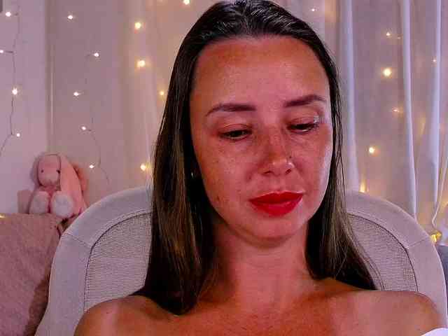 Miss_Milka webcam