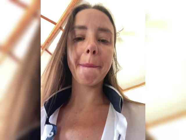 Miss_Milka webcam