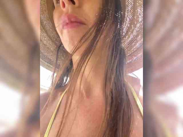 Miss_Milka webcam