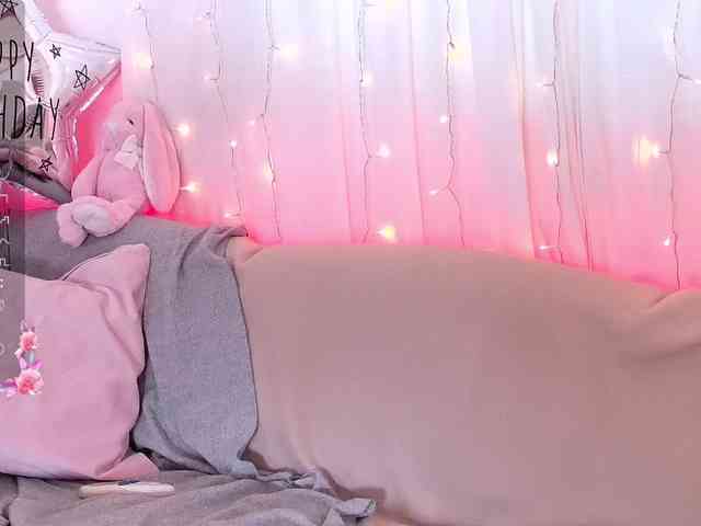 Miss_Milka webcam