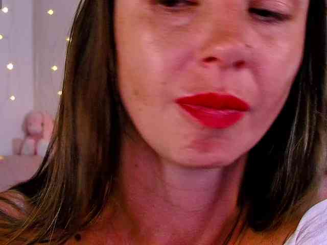 Miss_Milka webcam