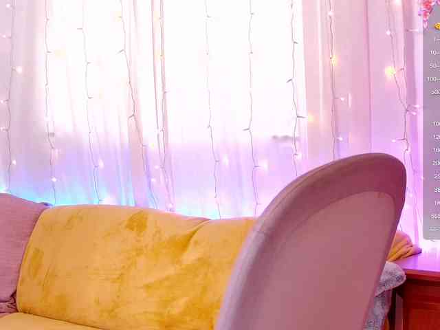 Miss_Milka webcam