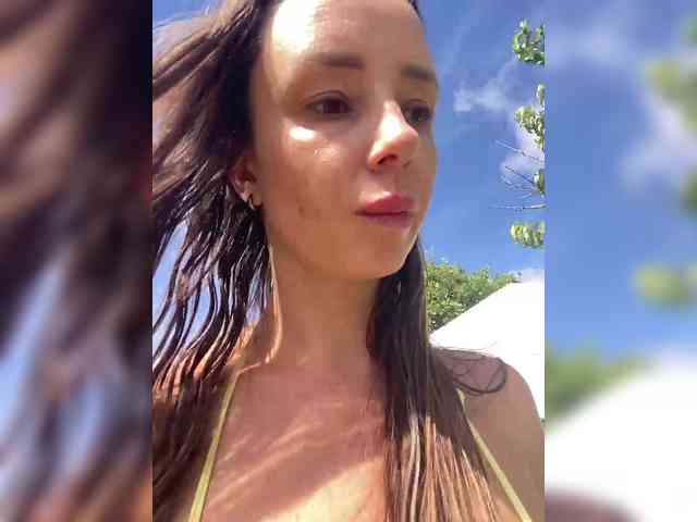 Miss_Milka webcam