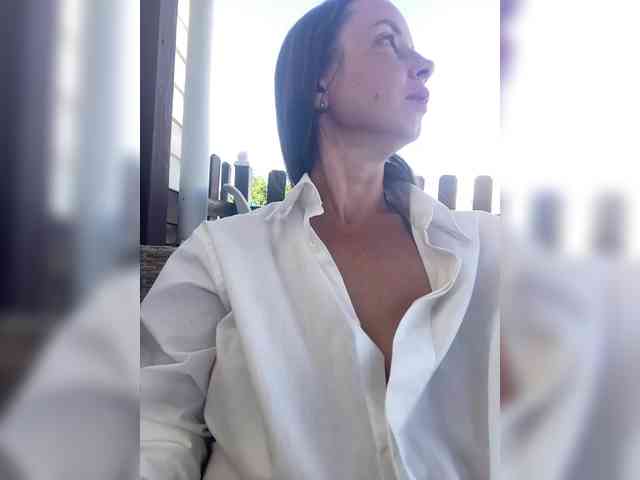 Miss_Milka webcam