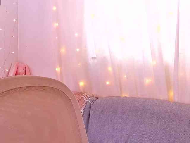 Miss_Milka webcam