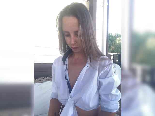 Miss_Milka webcam