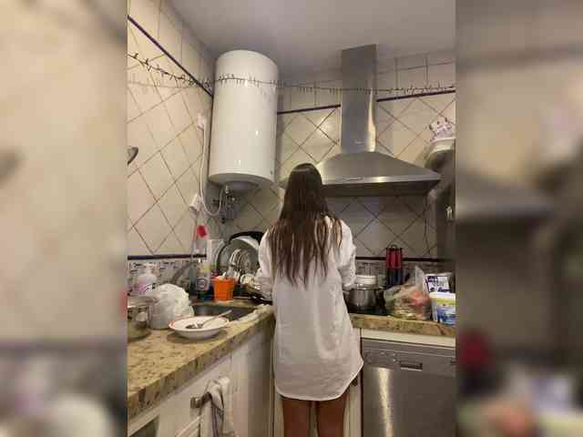 Miss_Milka webcam