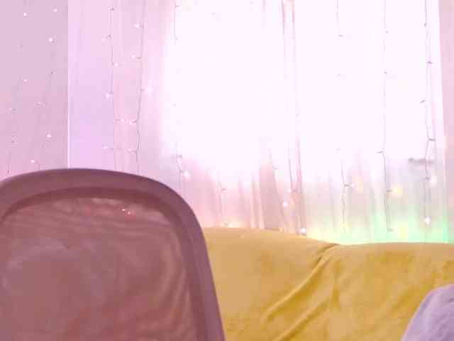 Miss_Milka webcam