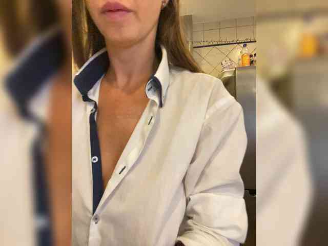 Miss_Milka webcam
